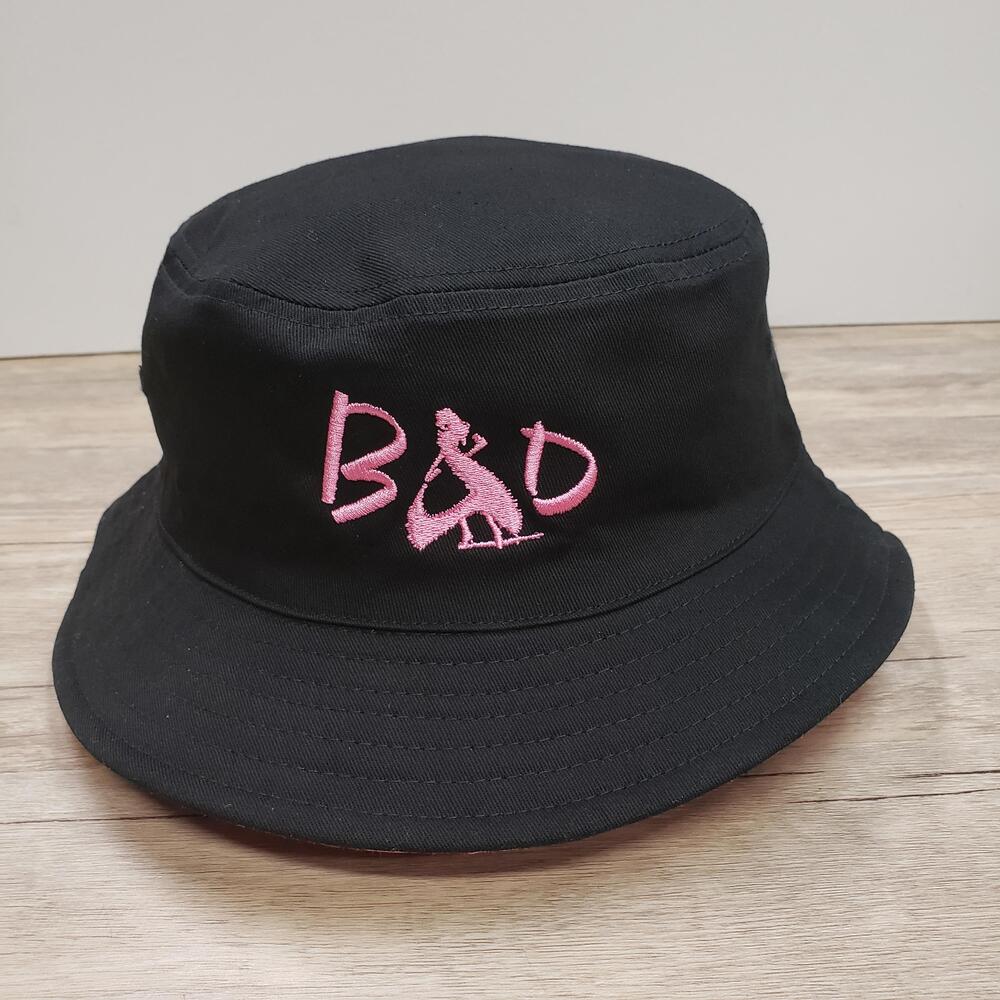 B&D Hat Bucket Fitted Womens One Size Black Reversible Red Pink Checkered